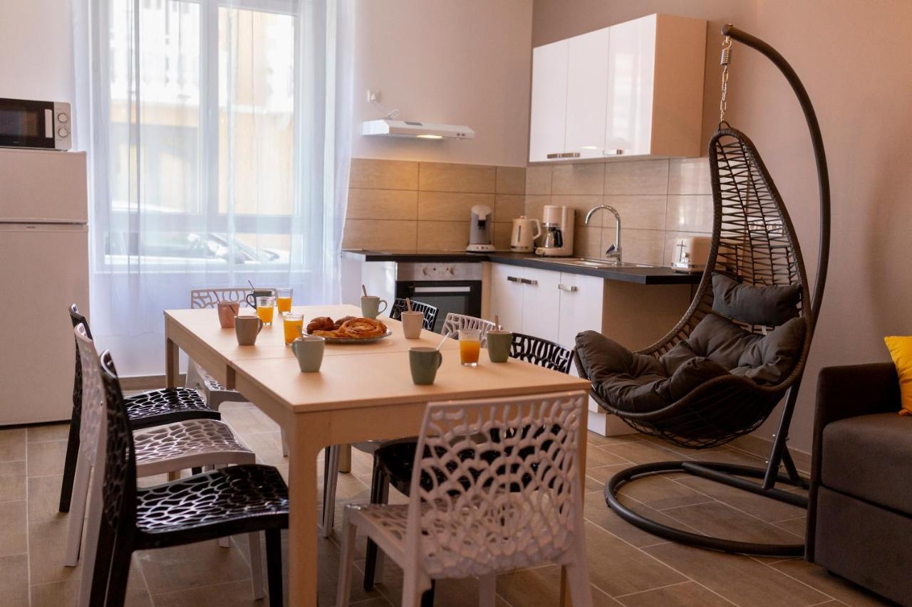 Apartamento LOC TROTTEUR LE CACAO - Balnéo, Gare Lourdes Exterior foto